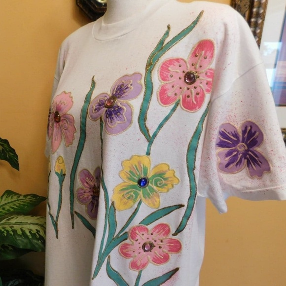 Wetpaint Hand Painted Flower Shirt - Picture 7 of 8